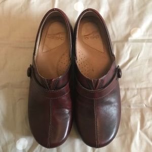 NEW NEVER WORN Dansko Solstice Clogs EU39/US 8.5-9